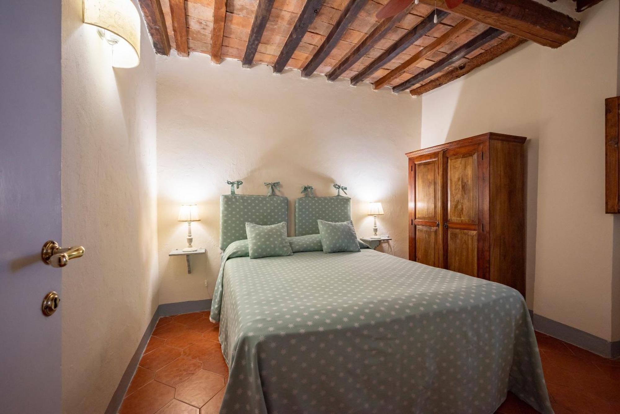 Agriturismo Bio Fattoria Bacio Certaldo Kültér fotó